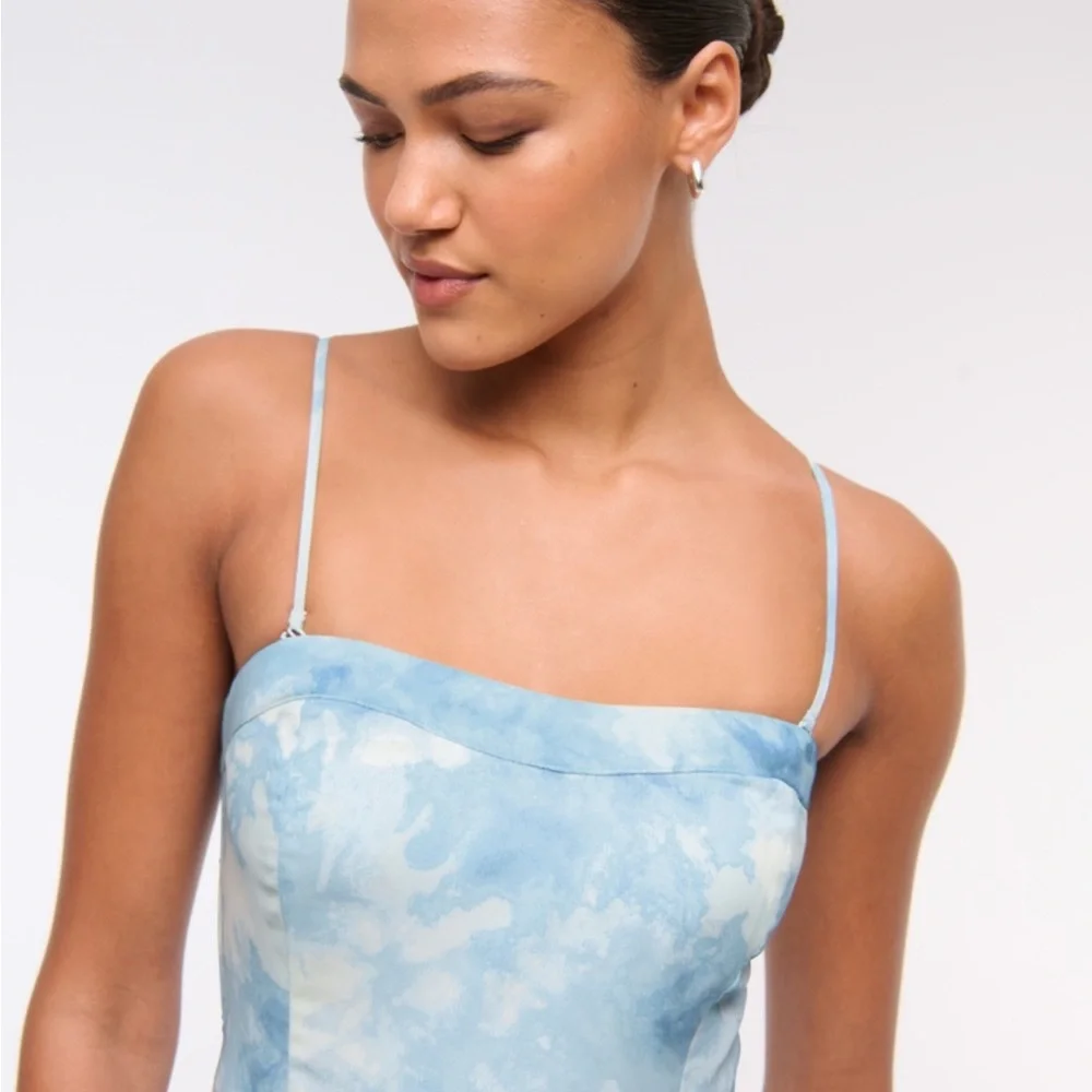 Abercrombie & Fitch Camille strapless godet midi dress - Picture 2 of 5